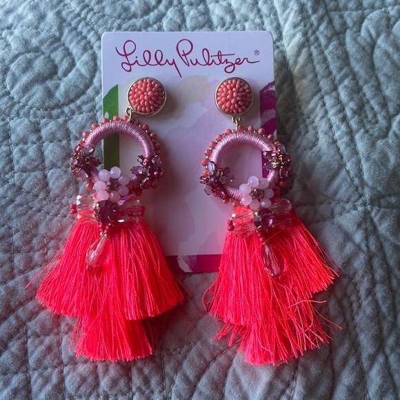 Lilly Pulitzer Jewelry - Paradise petal earrings